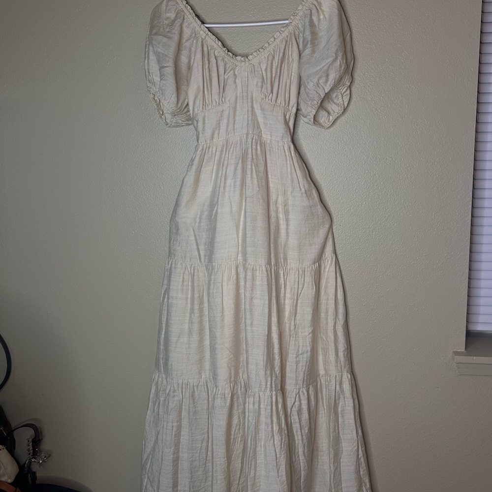 Forever 21 Cream Maxi Dress